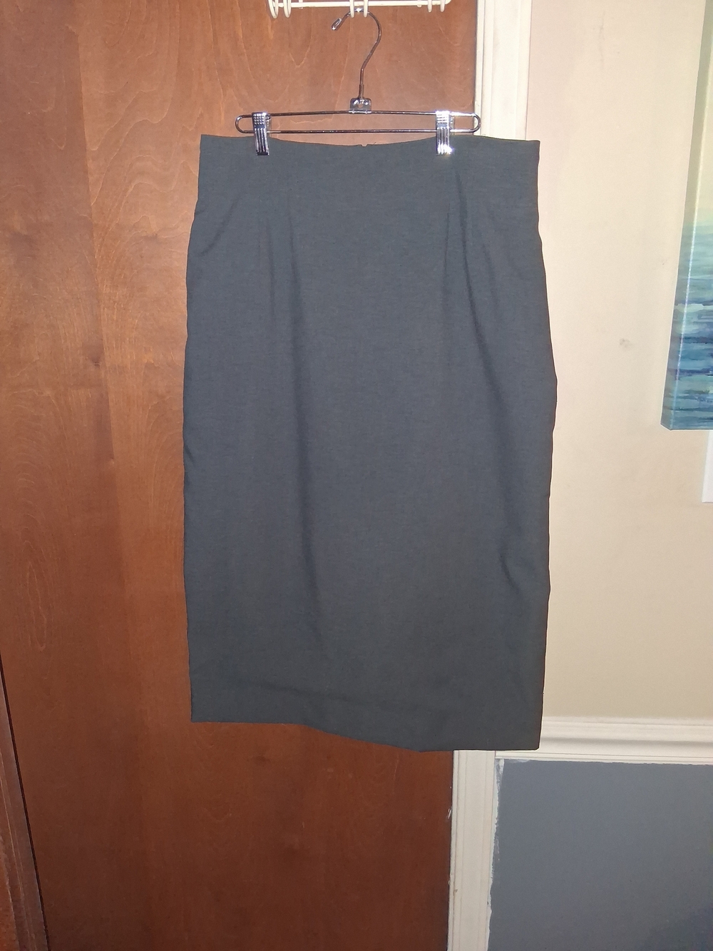 Briggs New York Charcoal Gray Pencil Skirt